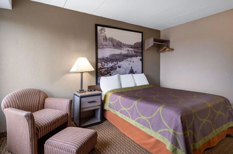 Coratel Inn & Suites by Jasper Owatonna hotel detail image 6