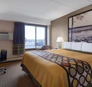 Coratel Inn & Suites by Jasper Owatonna hotel detail image 7