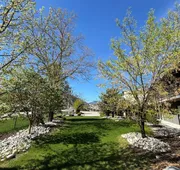 Skaha Lake Airport Inn & Suites hotel detail image 4