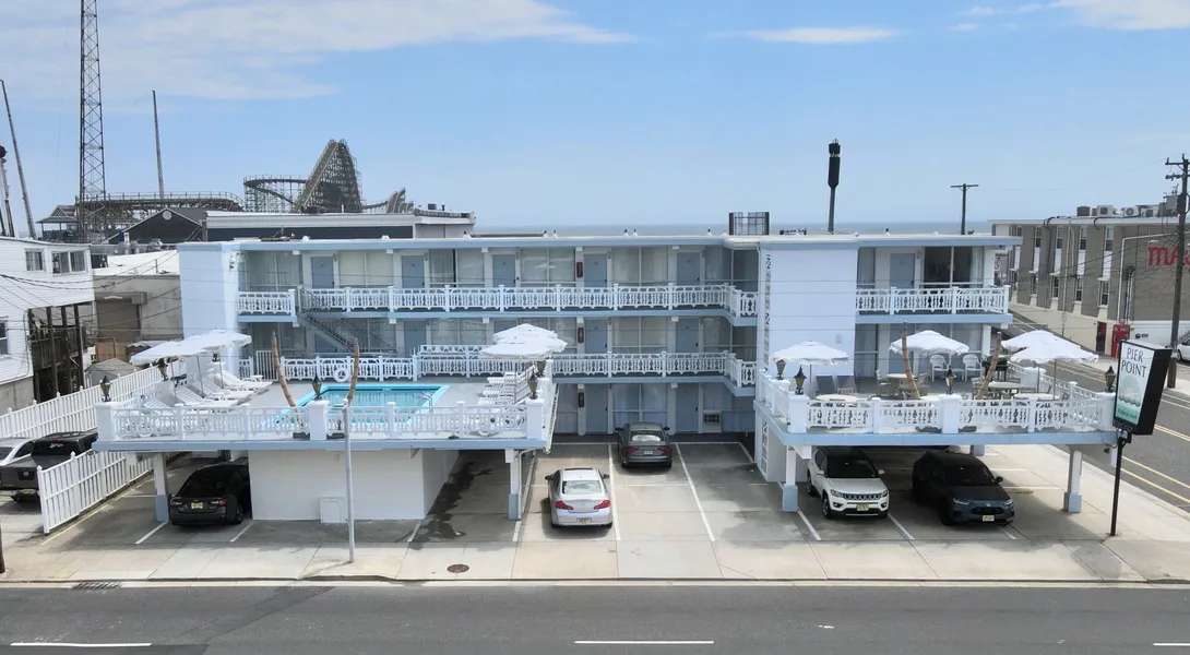 Pier Point hotel detail image 2