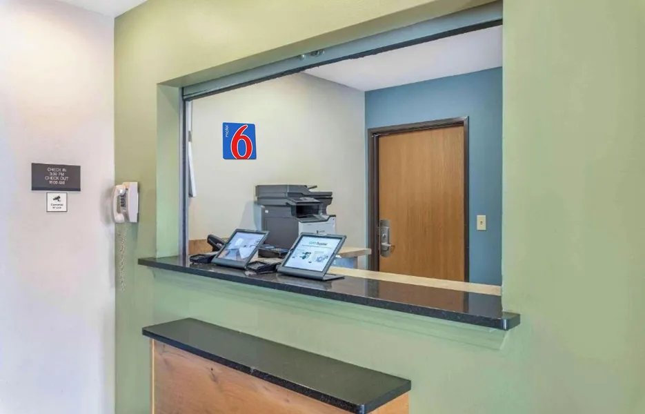 Motel 6 Suites Little Rock Southwest AR hotel detail image 2