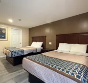 Travelers Motor Lodge hotel detail image 4