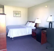 Value Stay Clean Room at Castle Motel hotel detail image 5