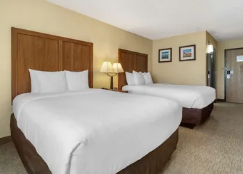 Comfort Inn & Suites Bothell - Seattle North hotel thumbnail 5
