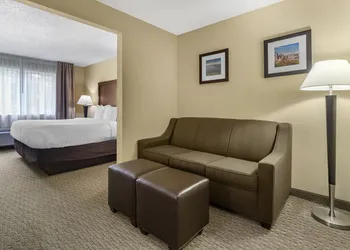 Comfort Inn & Suites Bothell - Seattle North hotel thumbnail 7