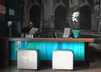 SIRTAJ - Beverly Hills hotel thumbnail 3