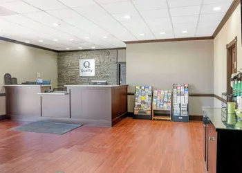 Quality Inn & Suites Hardeeville - Savannah North hotel thumbnail 4