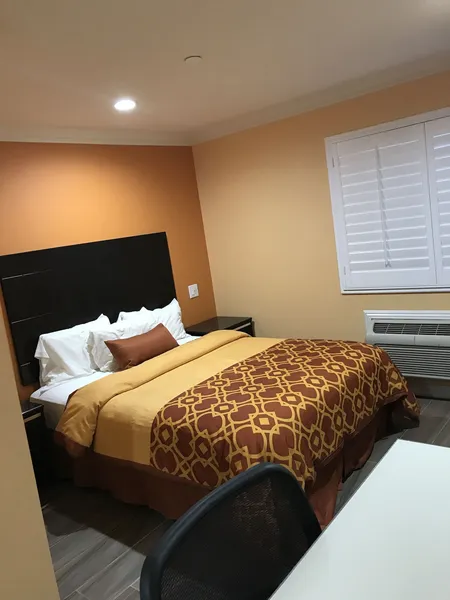 Executive Suites Inn hotel detail image 6