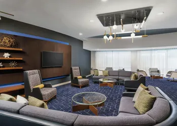 Courtyard By Marriott Farmington hotel thumbnail 2