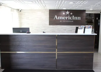 AmericInn by Wyndham Woodstock IL hotel thumbnail 4