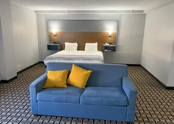 AmericInn by Wyndham Woodstock IL hotel thumbnail 7