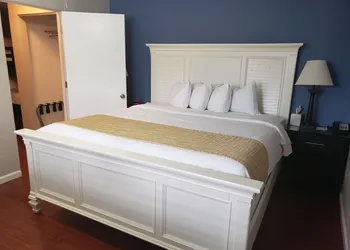 Travelodge by Wyndham Traverse City MI hotel thumbnail 6