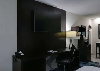 Travelodge by Wyndham Calhoun South I-75 hotel thumbnail 8