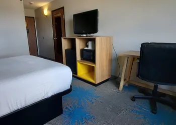 Days Inn by Wyndham Willmar hotel thumbnail 4