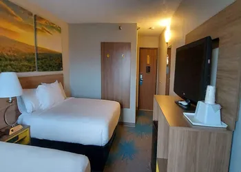 Days Inn by Wyndham Willmar hotel thumbnail 7