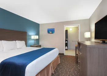 Grand Hotel Orlando at Universal Blvd - Shuttle to Theme Parks hotel thumbnail 7