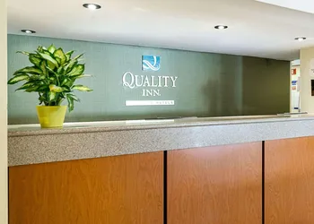 Quality Inn Newark - Wilmington hotel thumbnail 2