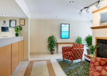 Quality Inn Newark - Wilmington hotel thumbnail 5