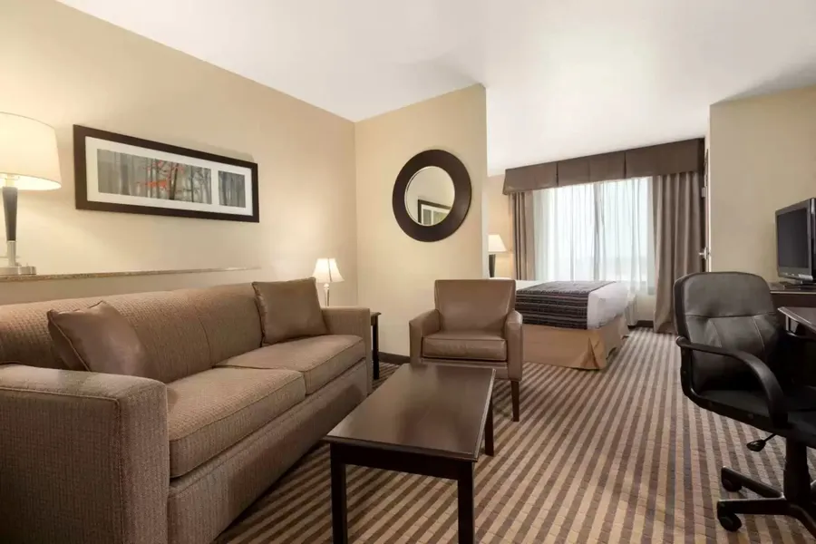 University Hotel - Davis Area by IHG hotel detail image 2