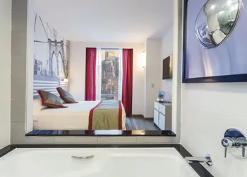 Hotel Riu Plaza New York Times Square hotel thumbnail 8
