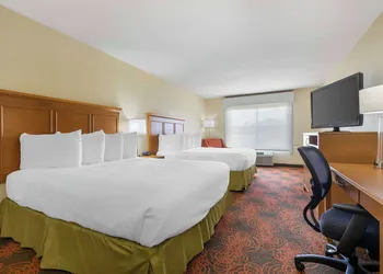 Best Western Plus Waco North hotel thumbnail 6