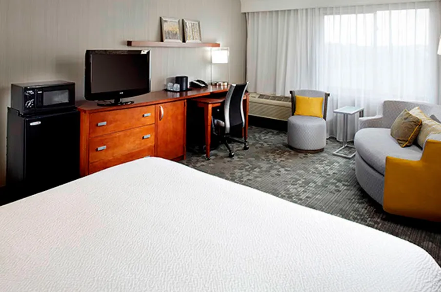Courtyard by Marriott Akron Stow hotel detail image 6