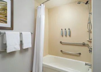 Courtyard by Marriott Akron Stow hotel thumbnail 8