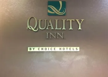 Quality Inn Moriarty hotel thumbnail 3