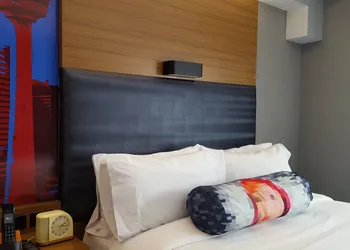 Aloft by Marriott Calgary University hotel thumbnail 8