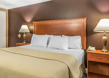 Rodeway Inn Ventura Midtown hotel thumbnail 5