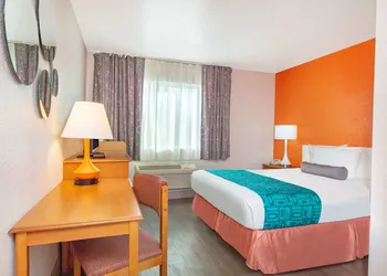 Howard Johnson by Wyndham Salem hotel thumbnail 5