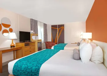 Howard Johnson by Wyndham Salem hotel thumbnail 8
