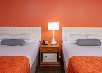 Howard Johnson by Wyndham Atlantic City hotel thumbnail 5