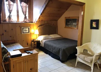 Manoir Ramezay hotel thumbnail 5