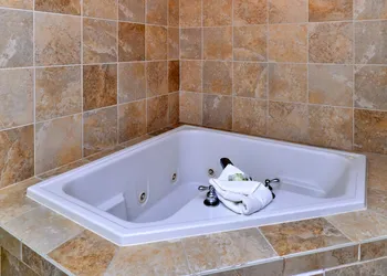 Holiday Inn Express and Suites Indianapolis W- Airport Area by IHG hotel thumbnail 4