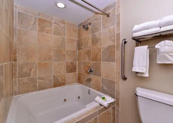 Holiday Inn Express and Suites Indianapolis W- Airport Area by IHG hotel thumbnail 5