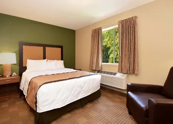 Extended Stay America Suites North Raleigh Wake Towne Dr hotel thumbnail 7
