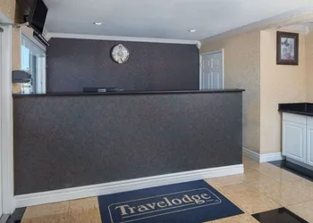 Travelodge by Wyndham Orangeburg hotel thumbnail 3