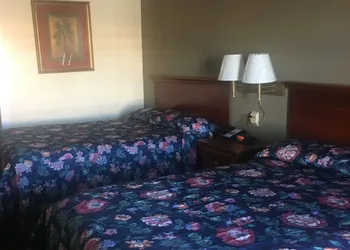 Travelodge by Wyndham Orangeburg hotel thumbnail 8