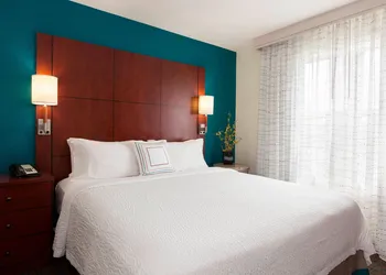 Residence Inn Marriott Chicago Midway hotel thumbnail 7
