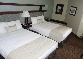 Days Inn by Wyndham Vermilion hotel thumbnail 4