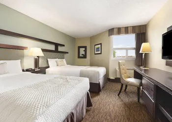Days Inn by Wyndham Vermilion hotel thumbnail 5