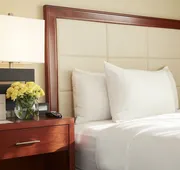 DoubleTree Suites by Hilton Hotel Cincinnati - Blue Ash hotel detail image 3