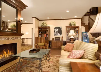 Country Inn & Suites by Radisson, Minot, ND hotel thumbnail 2