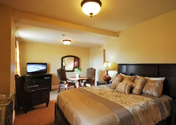 Grant Hall Hotel hotel thumbnail 5