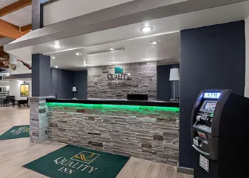 Quality Inn & Suites Craig hotel thumbnail 4