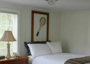 Basin Harbor hotel thumbnail 4
