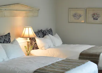 Basin Harbor hotel thumbnail 6