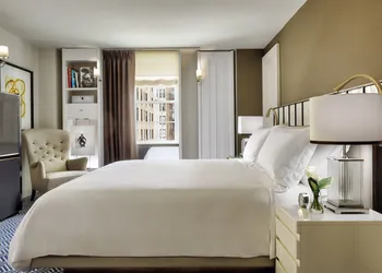 The Carlyle, A Rosewood Hotel hotel thumbnail 8