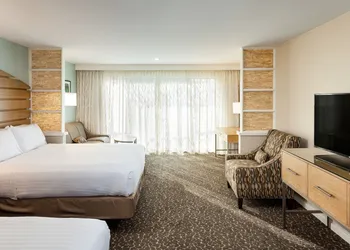 Holiday Inn Express & Suites La Jolla – Windansea Beach by IHG hotel thumbnail 4